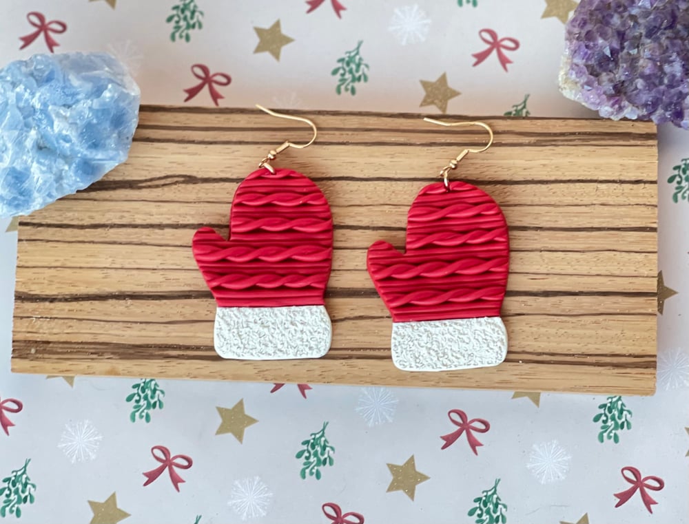 Image of Knitted Christmas Mittens