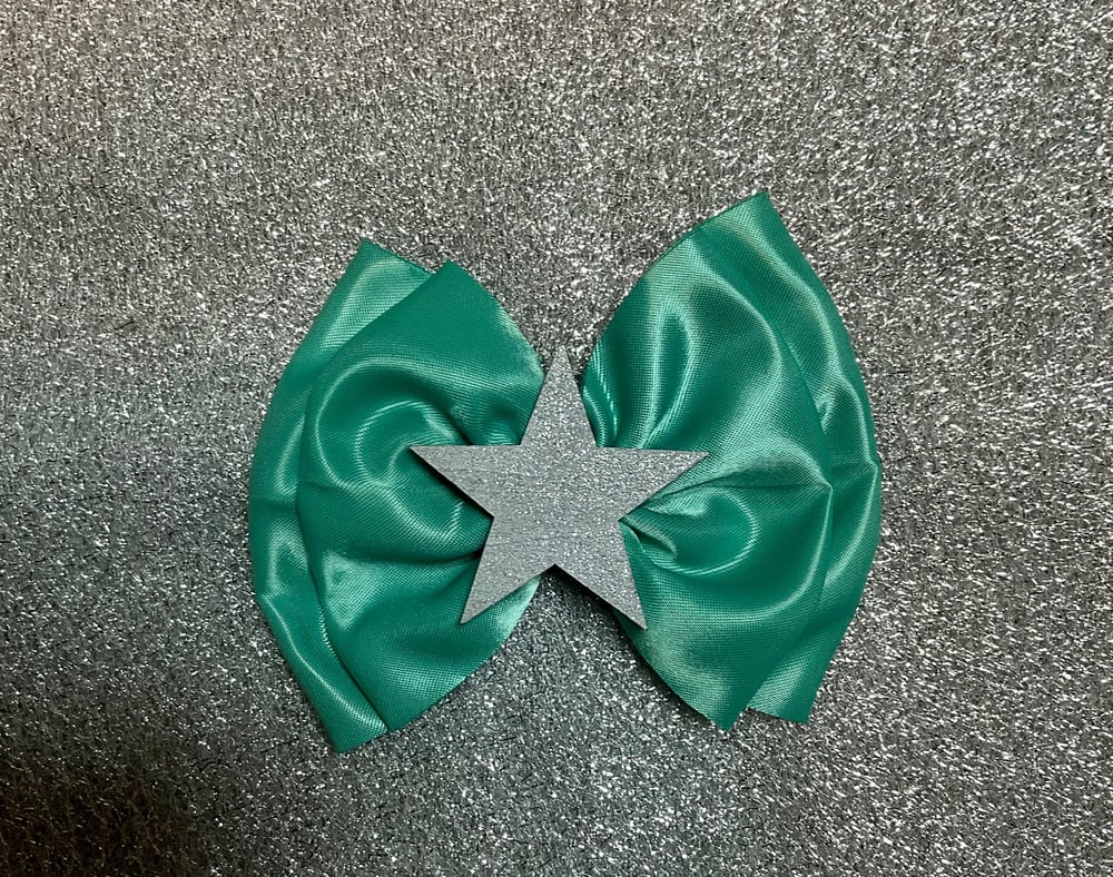 Satin turquoise star