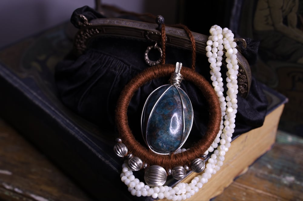 Image of Coppery brown apatite necklace