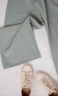 Image 3 of Pantaloni ampi in gabardine (tanti colori) 