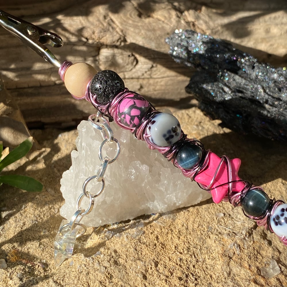 Image of punky pink roach clip 