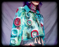 Image 14 of HeaLer Crop UV (small)