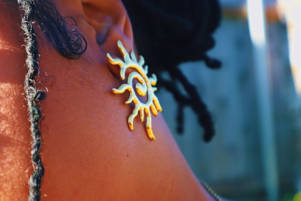 Image of "Sungaze" Stud earrings