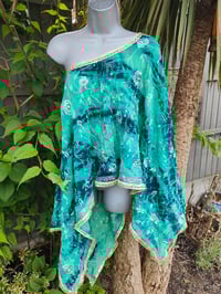 Image 2 of Poncho Woodstock Top -free size green