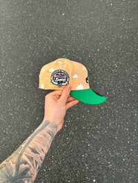 Image 3 of PINK BRIM PARTLY CLOUDY MULTI TONE ATLANTA BRAVES CUSTOM FITTED CAP