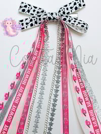 Image 1 of Cowgirl Streamer Bows
