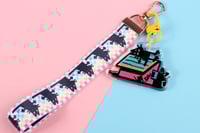 Alley Cat Keychain + Strap