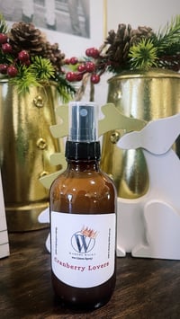 Image 2 of Cranberry Lovers Linen Spray 