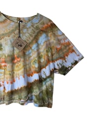 Image 3 of XXL Crop Tee in Golden Agate Ice Dye