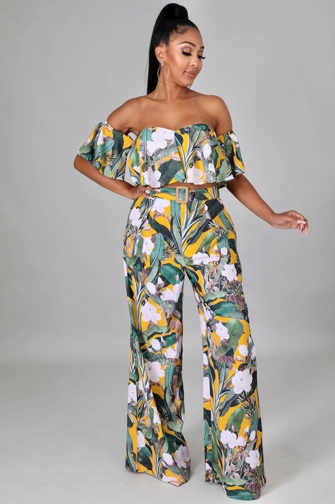 Image of VENUS LOVE PANTS SET