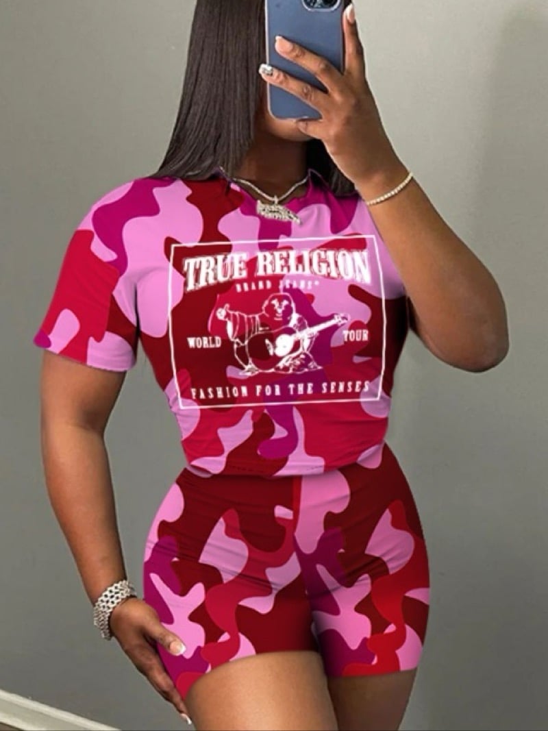 Image of  True religion Camo Letter Print Shorts Set pink