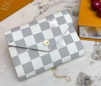 White check button wallet