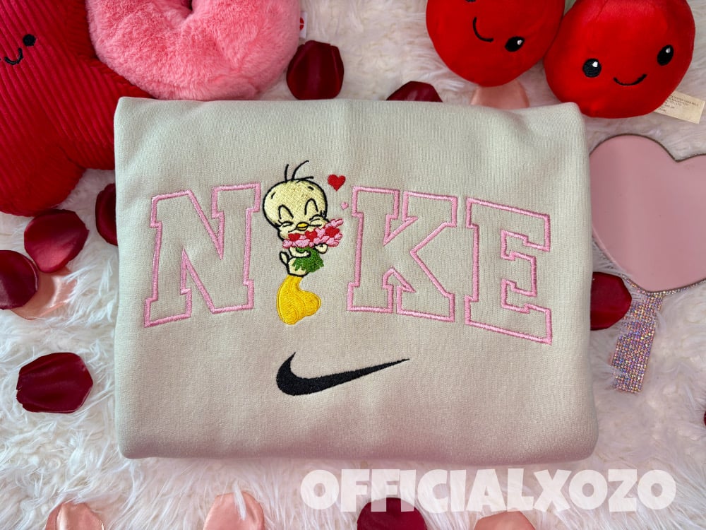 Image of Nike Tweety💛