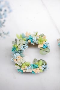 Image 4 of Letras de flores secas y preservadas