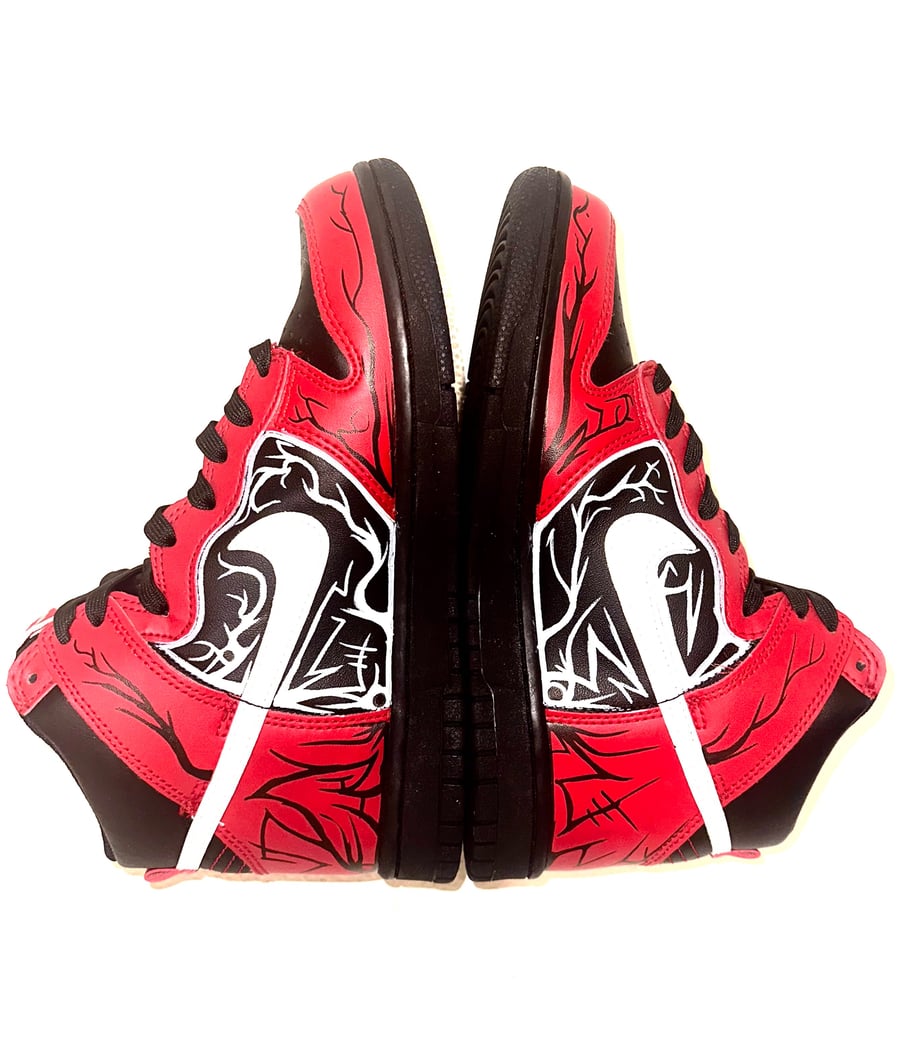 Image of NIKE DUNKS RED AND BLACK 5.5 Y SIZE 7 WOMENS CUSTOM HAND PAINTED 