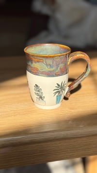 Image 4 of Planter Mug 06