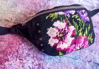 Image 3 of HIP BAG "vintage tapestry with rivets"