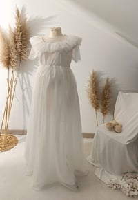 Image 2 of Photoshooting dress Tahlia | size M | off white