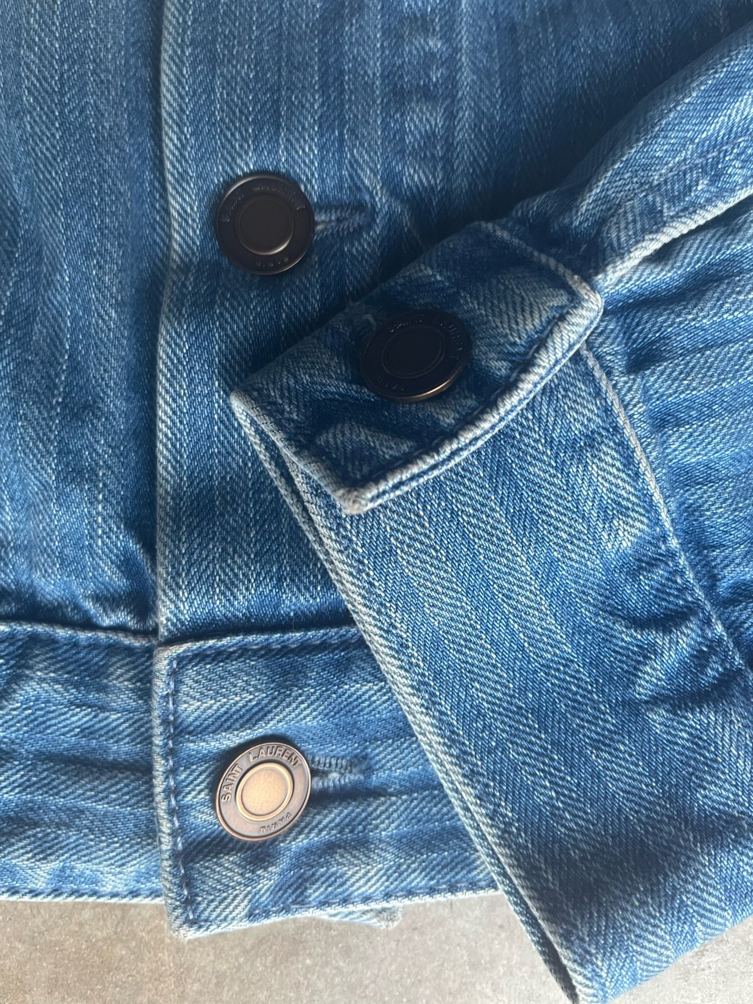 Image of SAINT LAURENT Gradient Denim Jacket 
