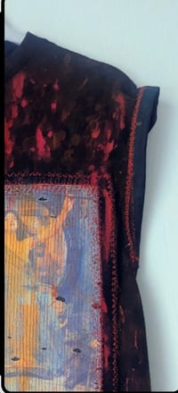 Image 3 of Circe sleeves shirt