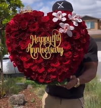 Standing heart 125 count orchids 