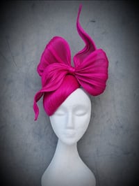 Image 1 of 'Bowie hugger' in Hot Pink