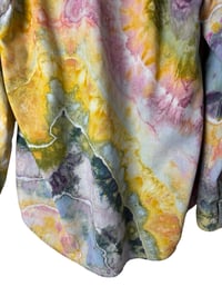 Image 4 of ♻️ UPCYCLED M Men's Button Front Shirt in Appalachian Sunset Geode Ice Dye