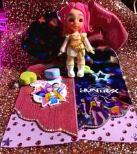 Image 7 of K POP DEMON HUNTER BIG BOW 