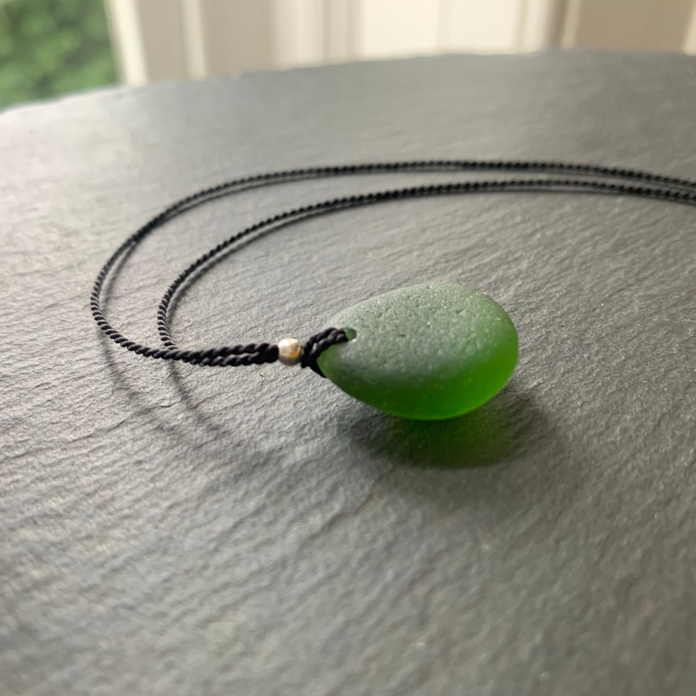 Image of Green round sea glass necklace