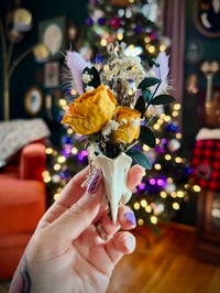 Image 7 of Bonequets