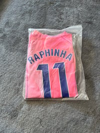 Image 3 of Barcelona pink/ pink Raphinha no.11
