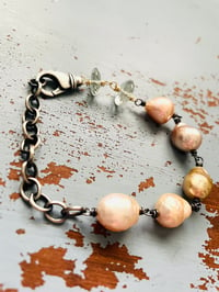 Image 4 of Prasiolite And Baroque Pearl Bracelet 