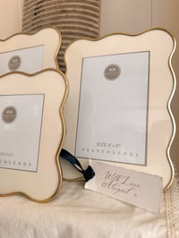The Scallop Frames ( 3 sizes )