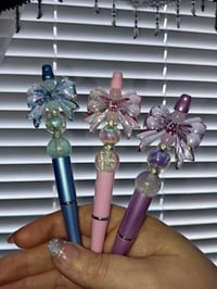 Image 5 of Build A Pen Live