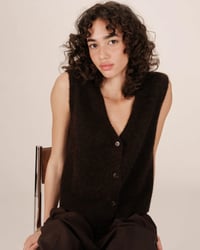 Image 2 of Chaleco Santa Chocolate