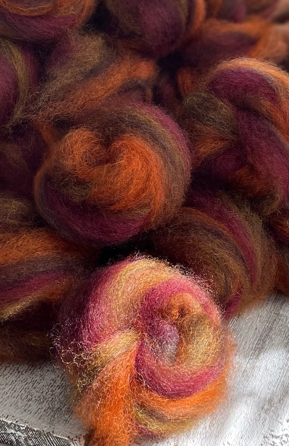 2.5 oz. • Pumpkin Spice roving: on Romney & Romney Hogget from Iron Water Ranch