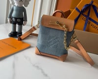 Image 15 of Lou backpacks
