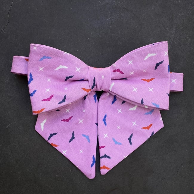 Pink Bats Bow