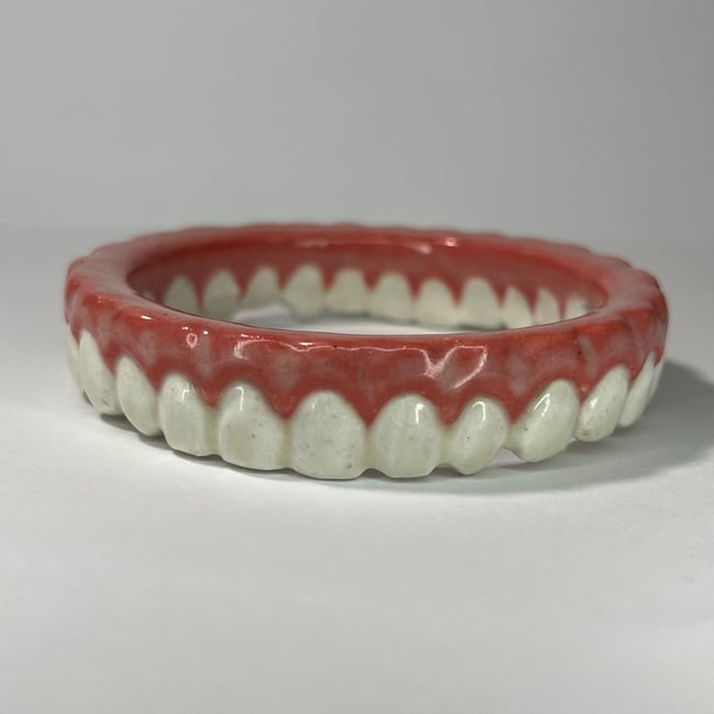 Teeth Bracelet B - 7.50 in Inner Circumference