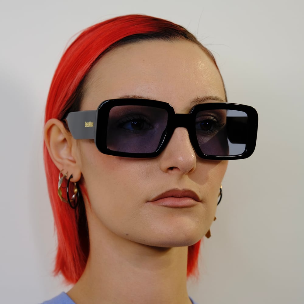 Image of BLUE GINGER SUNGLASSES