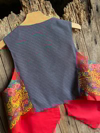 Image 4 of Chaleco FOLIADVERMELLO. Varia tallas. feto por encarga.