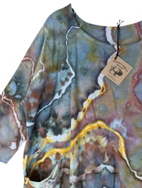 Image 5 of L Cotton Forager Top in Bold Geode Ice Dye
