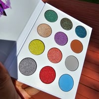 Image 8 of CYBER SAGA Palette 12 Shades