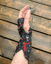 Image 10 of M-T-O Silk Lined Gloves Horror Prints (Style Slouch Mini)