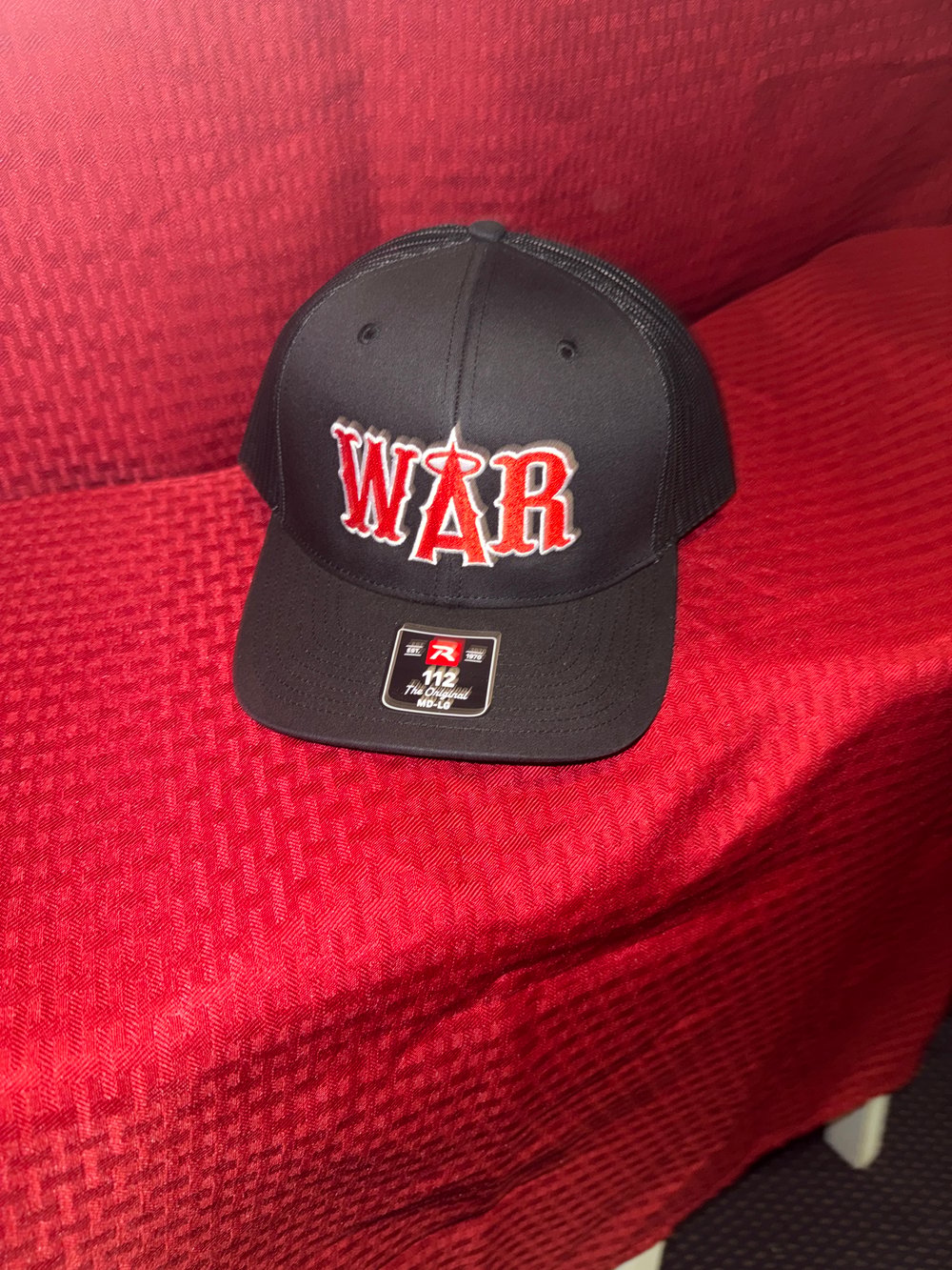 Snap Back WAR Black & Red