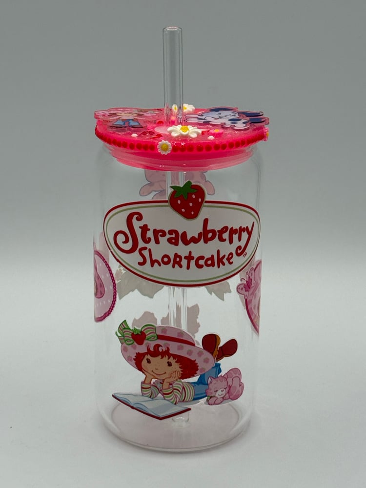 Image of 16oz Strawberry Shortcake glass Tumbler