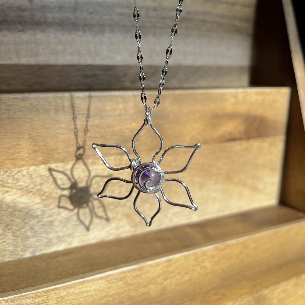 Image of Amethyst Flower Necklace