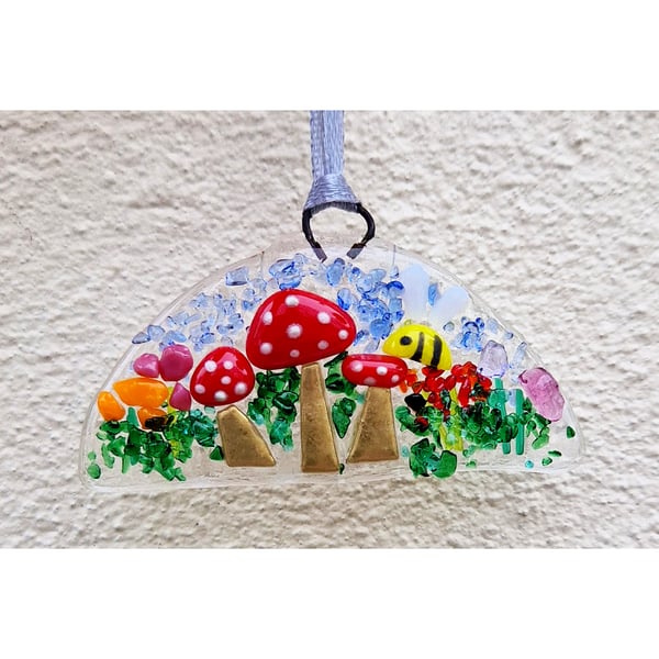 Image of Fused Glass Toadstool, Bee, and Flower Rainbow