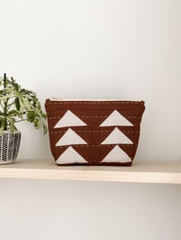 Image 1 of Quilted zipper pouch Brown