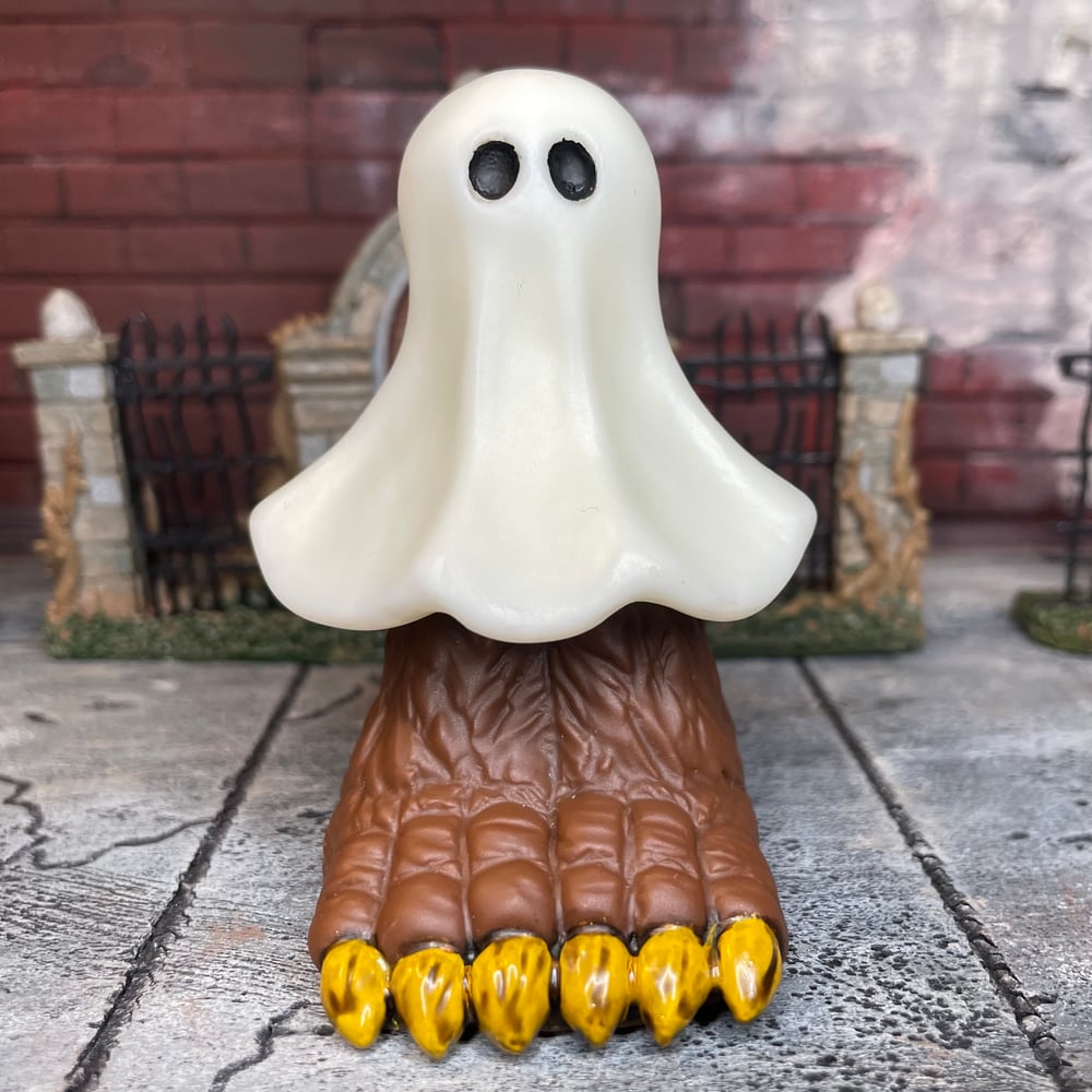 Image of Scaredy Ghost